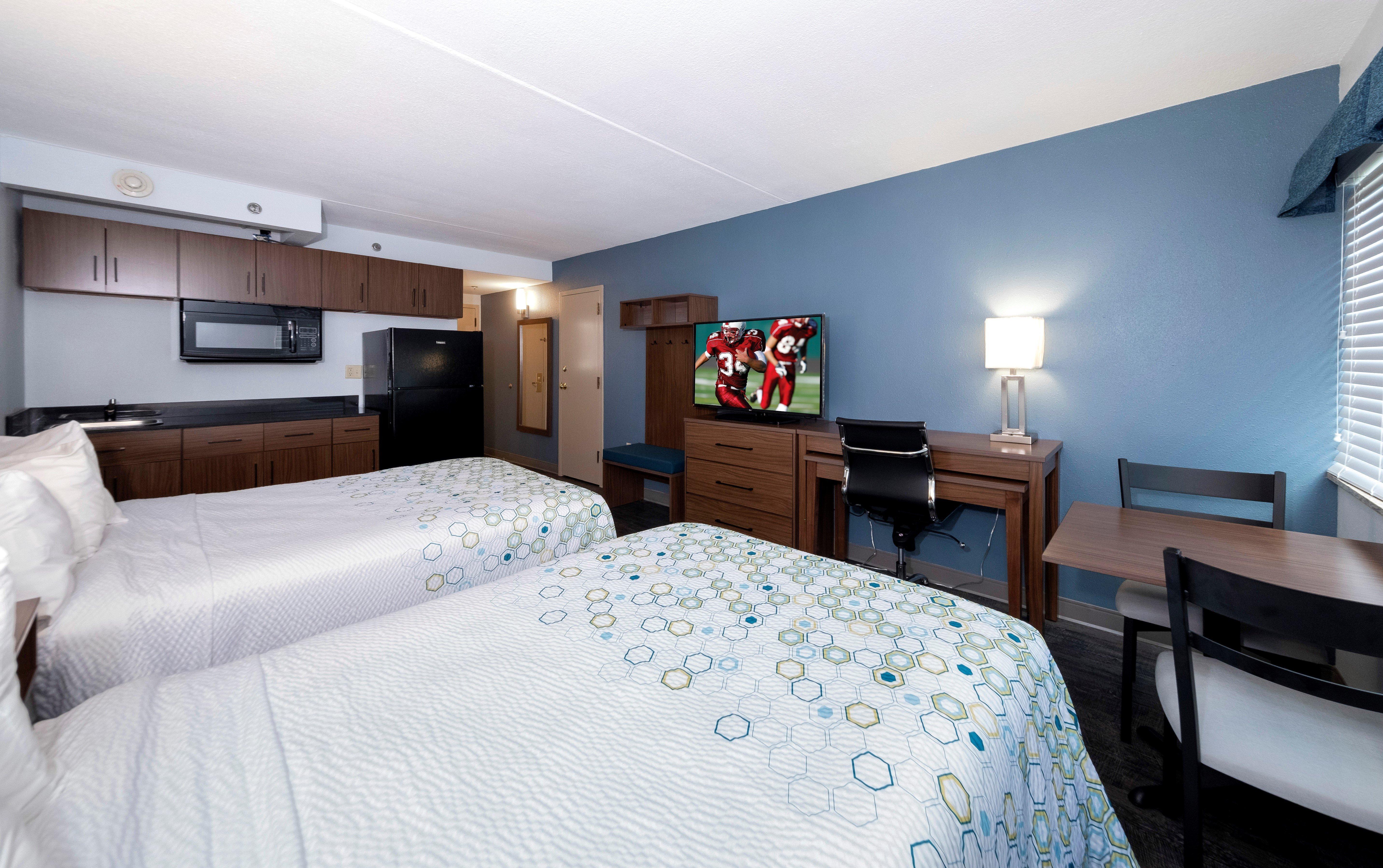 Red Roof Inn & Suites Wilmington - New Castle Bagian luar foto