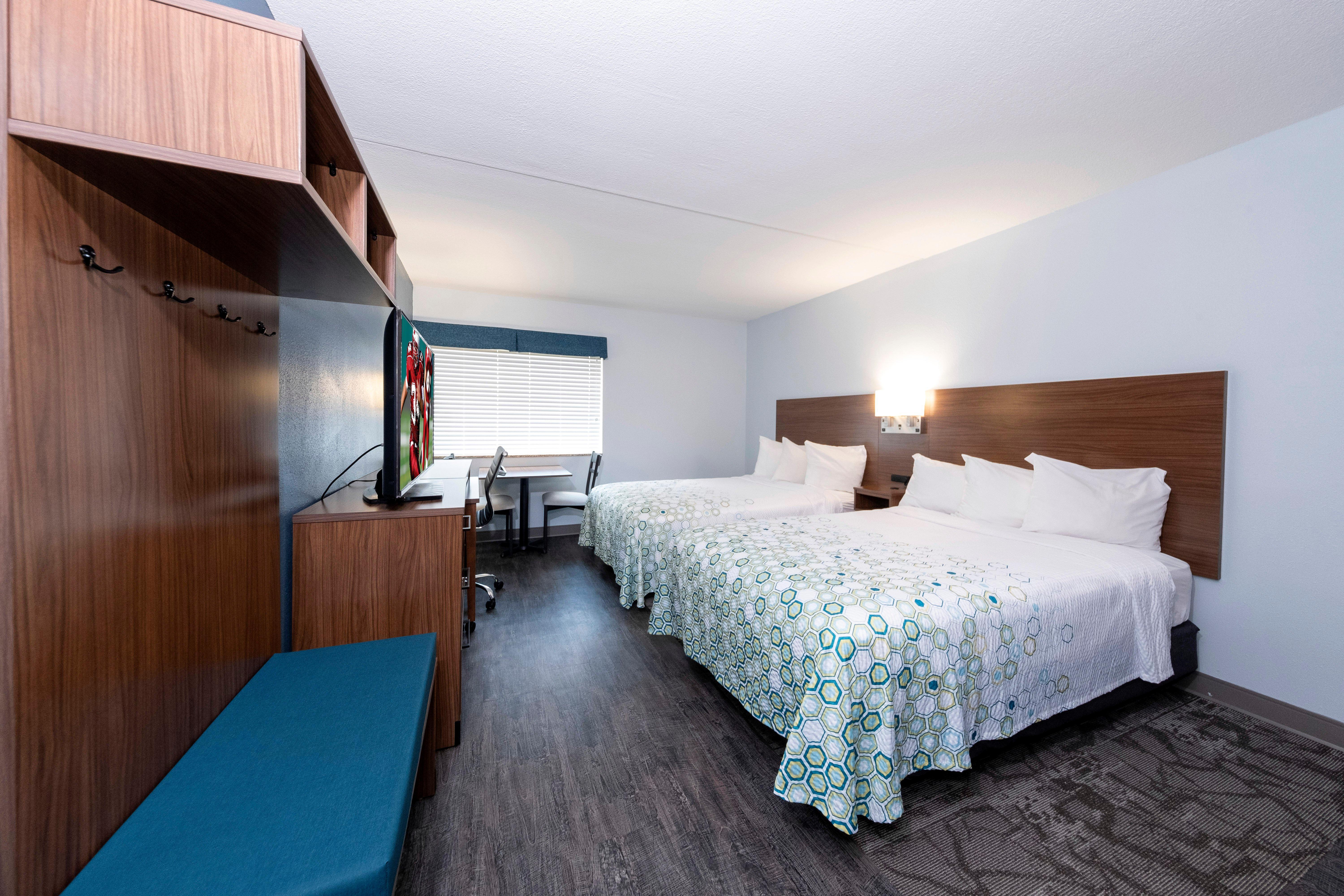 Red Roof Inn & Suites Wilmington - New Castle Bagian luar foto