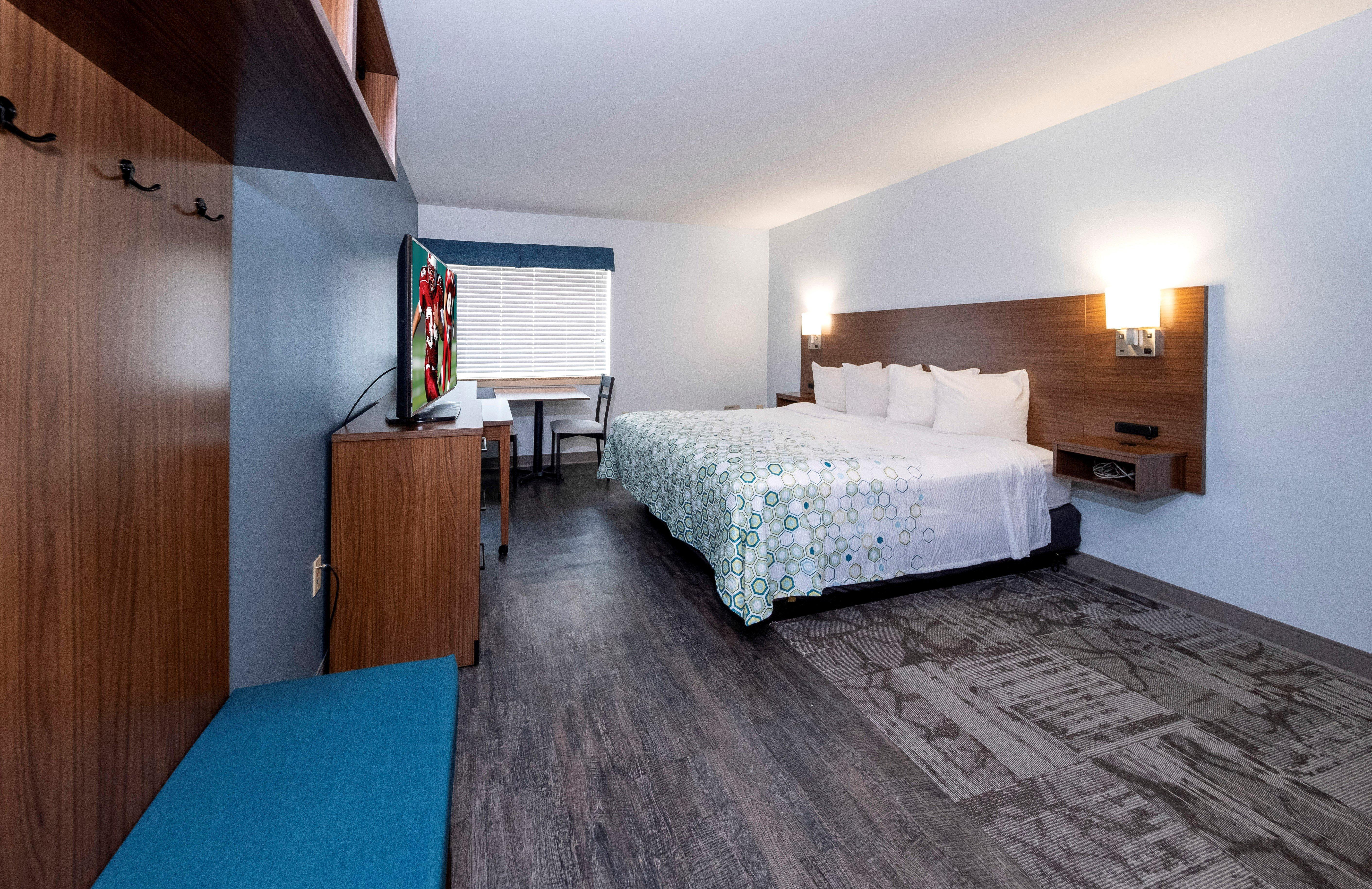 Red Roof Inn & Suites Wilmington - New Castle Bagian luar foto