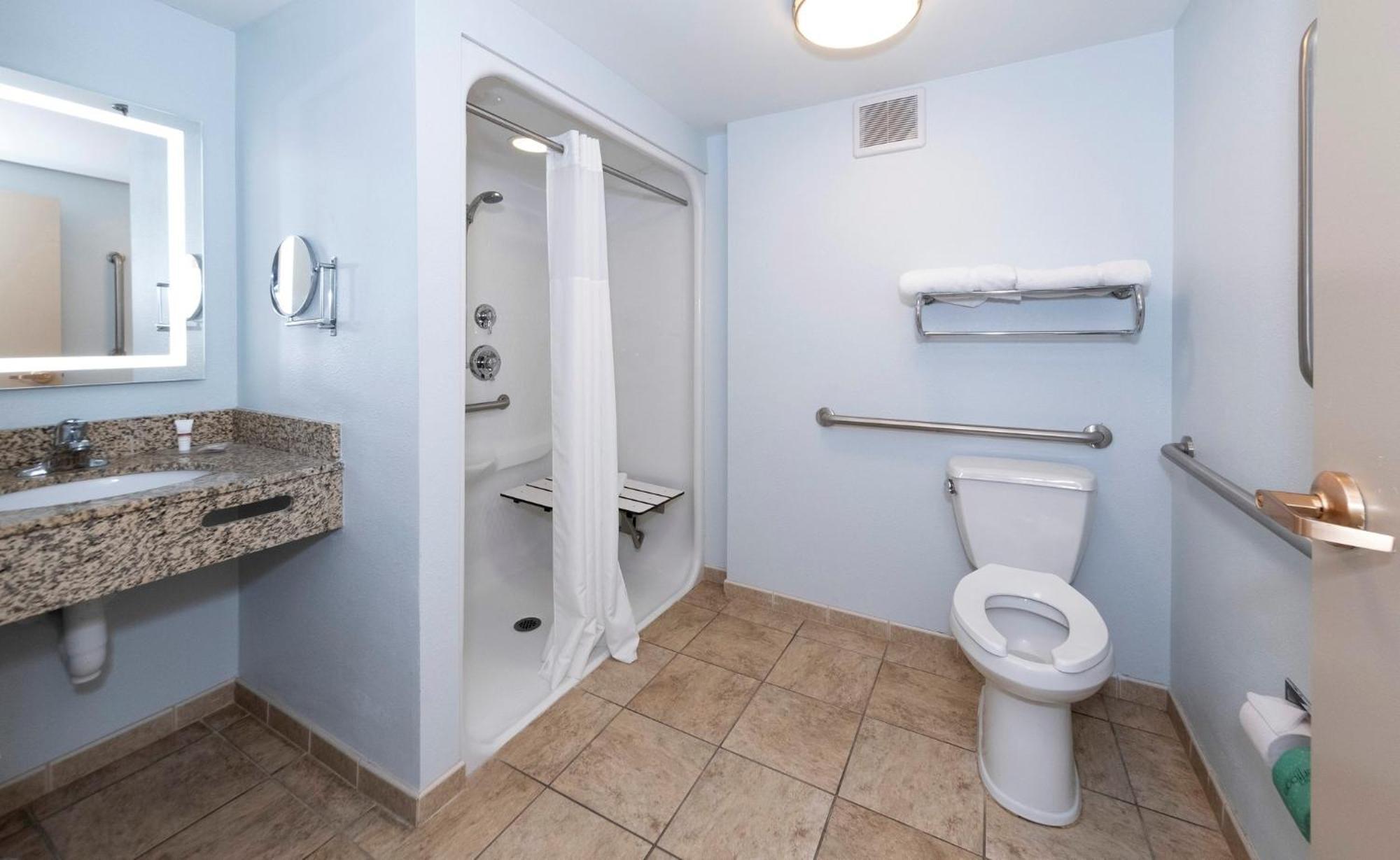 Red Roof Inn & Suites Wilmington - New Castle Bagian luar foto
