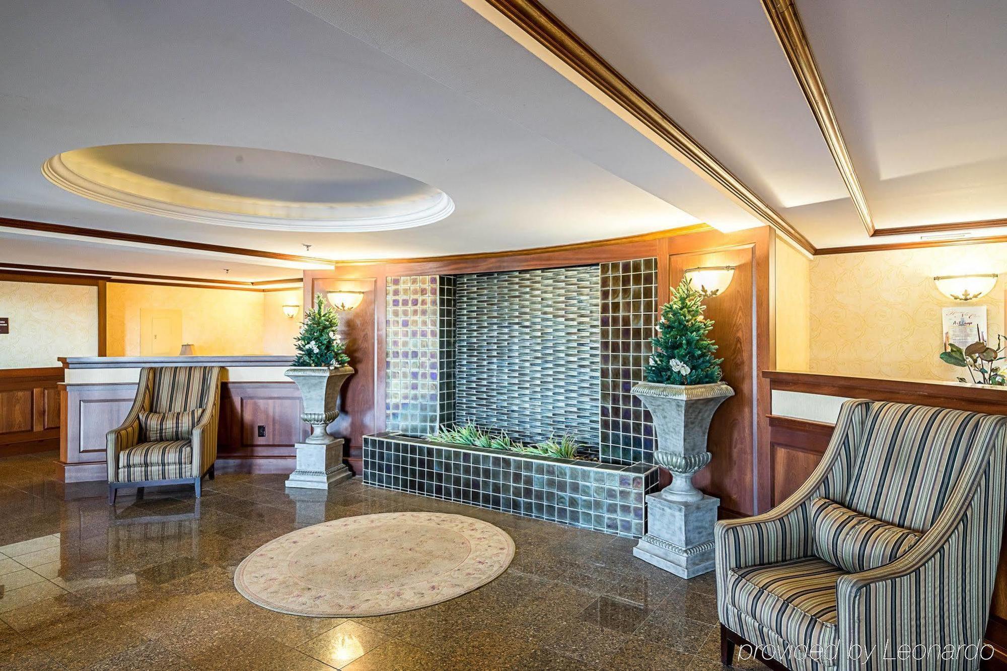 Red Roof Inn & Suites Wilmington - New Castle Bagian luar foto